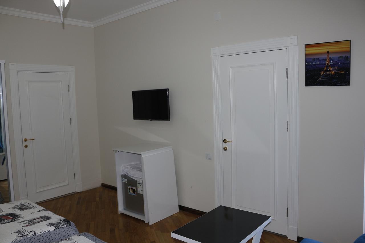 Guest House Sofia Кобулеті Екстер'єр фото