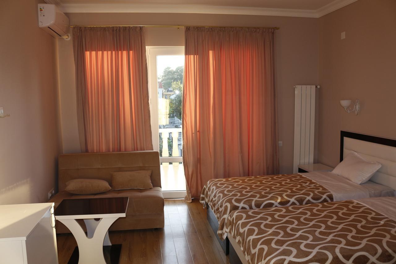 Guest House Sofia Кобулеті Екстер'єр фото