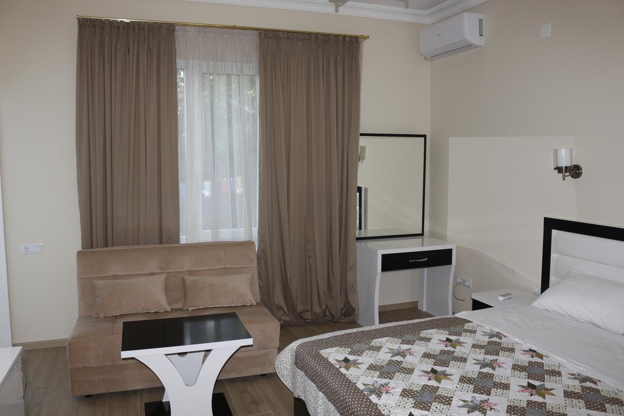 Guest House Sofia Кобулеті Екстер'єр фото